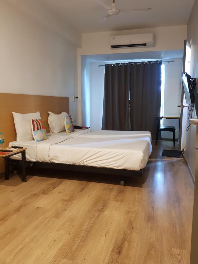 Hotel Unicontinental Mumbai Exterior photo